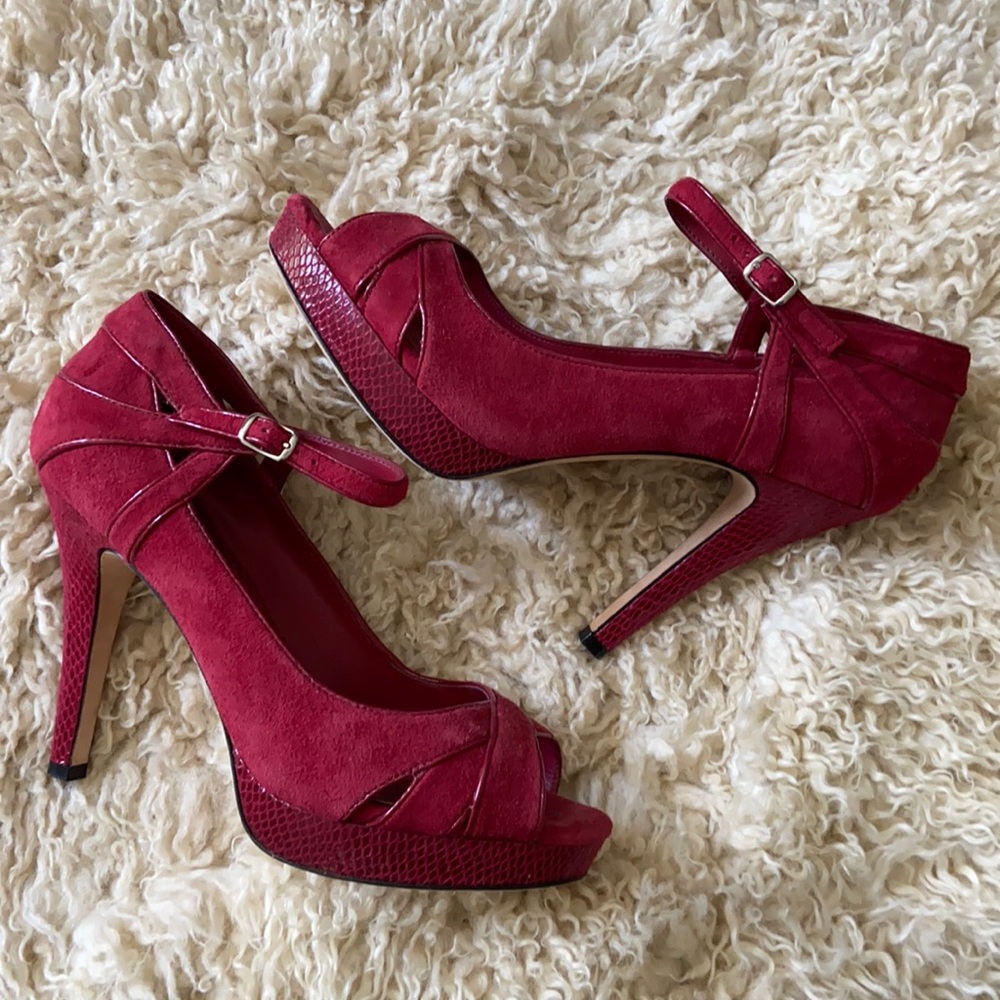White House Black Market red suede pumps